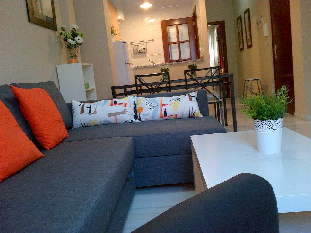 Triana Pureza Apartman Sevilla Kültér fotó